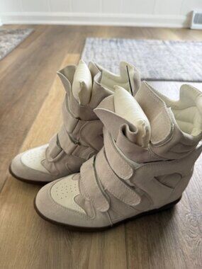 NEW High Ankle Suede-Like Cream Boots Women Size 40 (9.5)